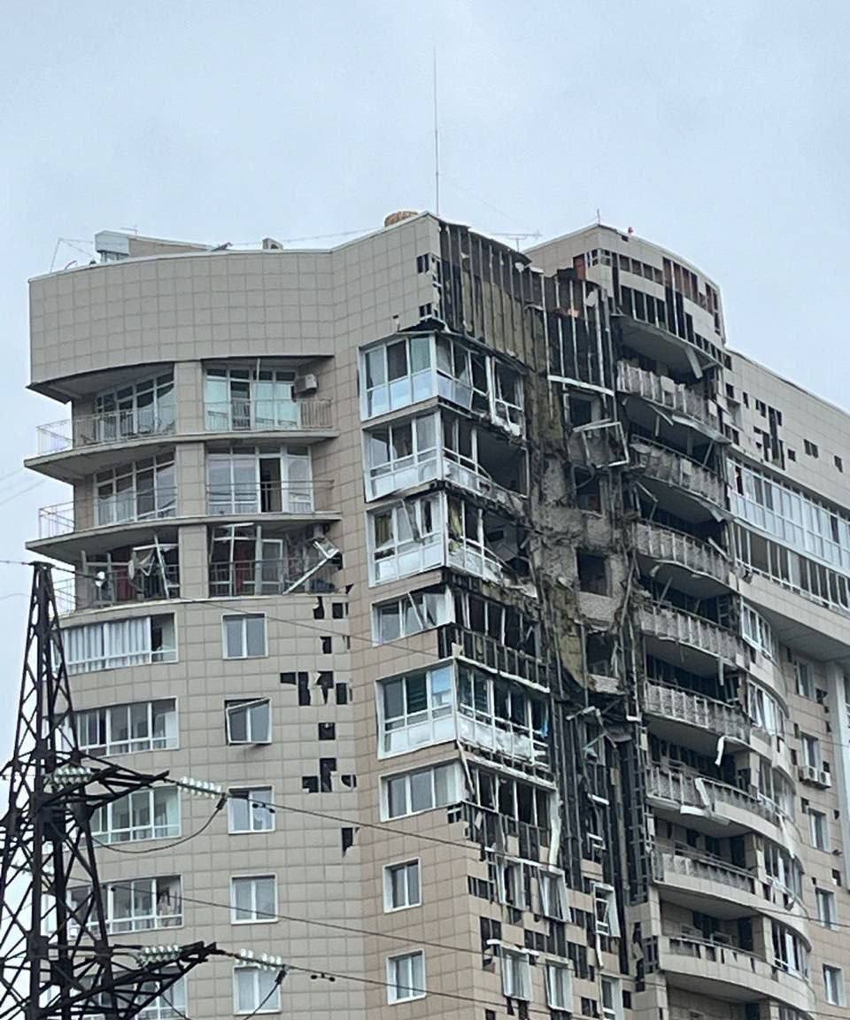 БПЛА атаковали жилые дома в Перми