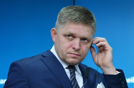 У Фицо не смогли отобрать пожизненную
