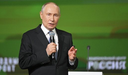 Россия развивает экономику совершенствует Вооруженные силы