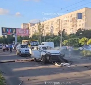 В Одессе взорвался второй автомобиль за